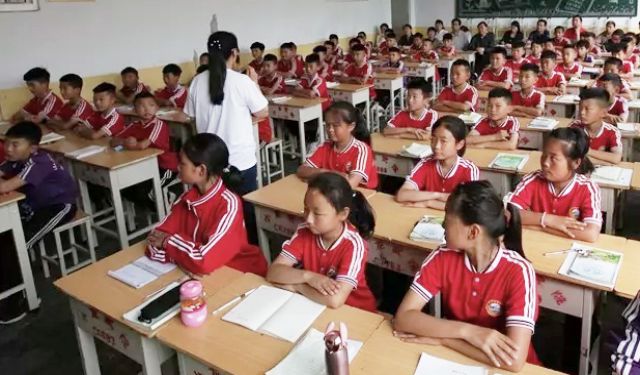 嵩山少林小龙武校：四十年文武传承，成就你精彩人